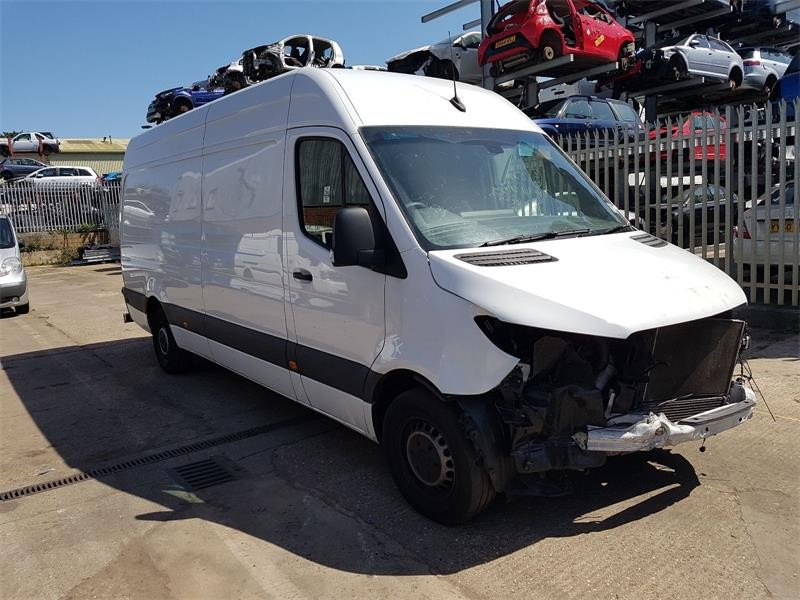 damaged luton van for sale